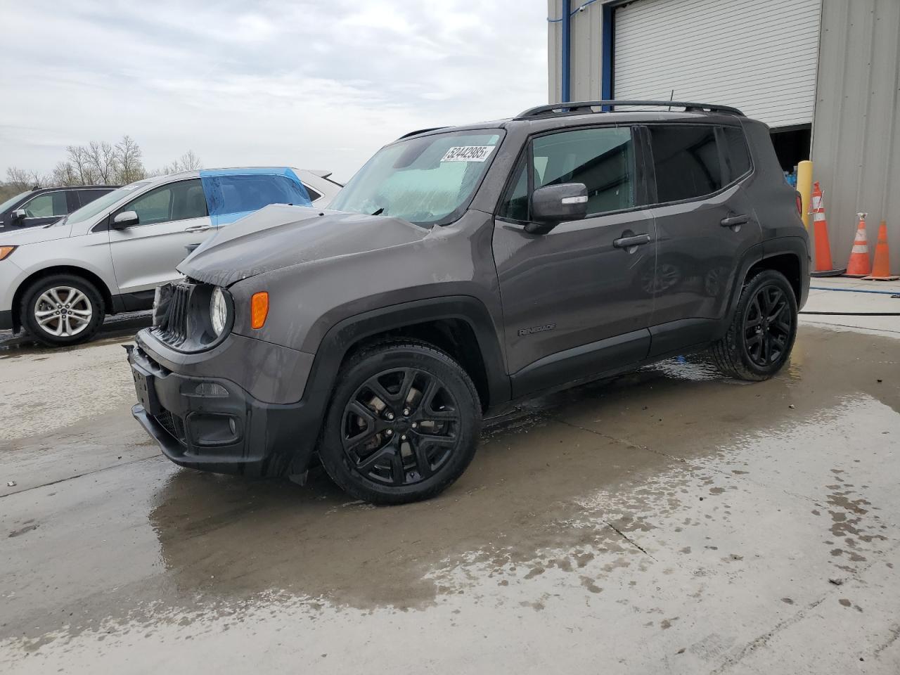 2018 Jeep Renegade Latitude იყიდება Cahokia Heights-ში, IL - Front End