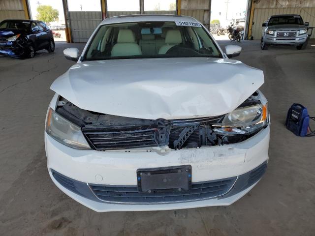  VOLKSWAGEN JETTA 2014 Белый
