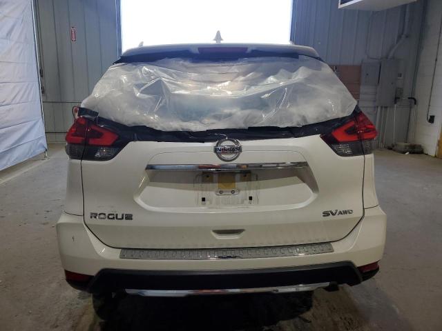  NISSAN ROGUE 2018 Белы