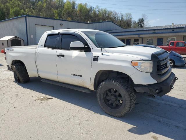 Пікапи TOYOTA TUNDRA 2017 Білий