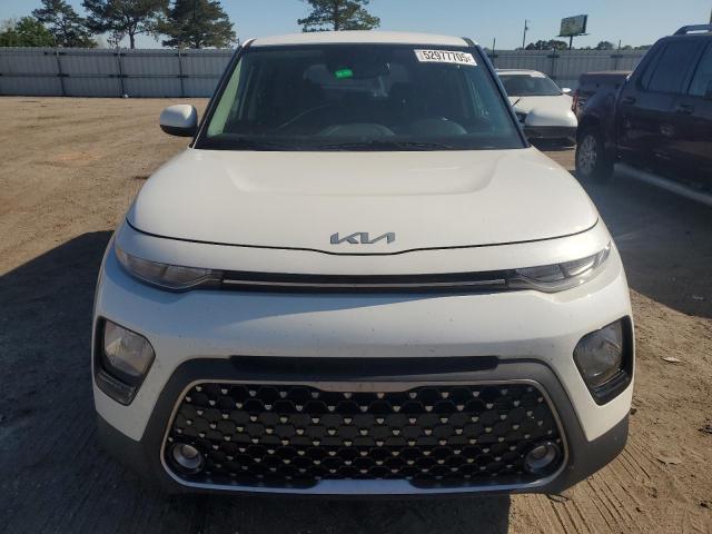  KIA SOUL 2022 Белы