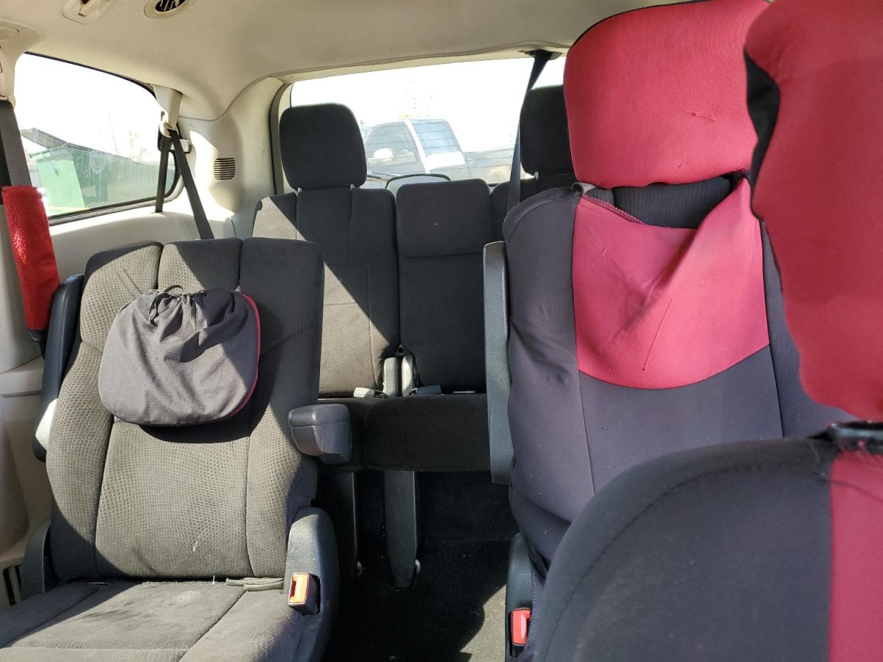 2011 Dodge Grand Caravan Crew VIN: 2D4RN5DG4BR620830 Lot: 53114885