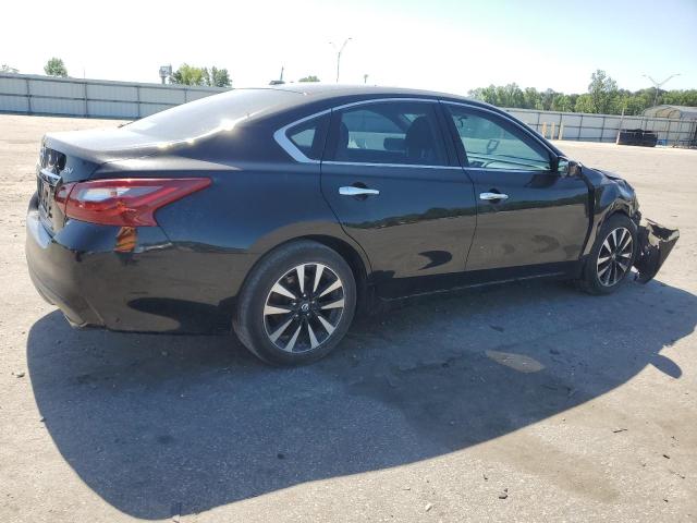  NISSAN ALTIMA 2018 Czarny
