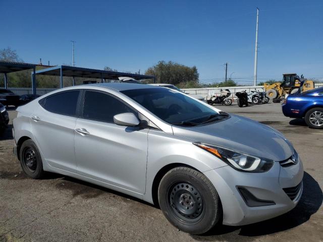  HYUNDAI ELANTRA 2016 Серебристый