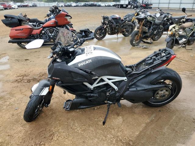 2015 DUCATI DIAVEL   