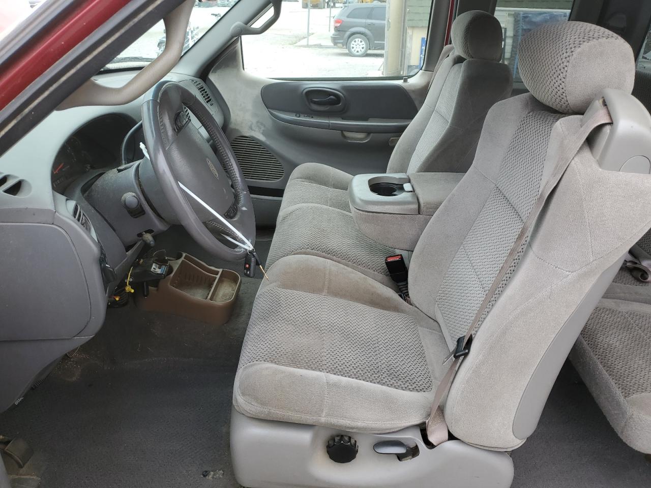 2002 Ford F150 VIN: 1FTRX17W52NA77925 Lot: 53037615
