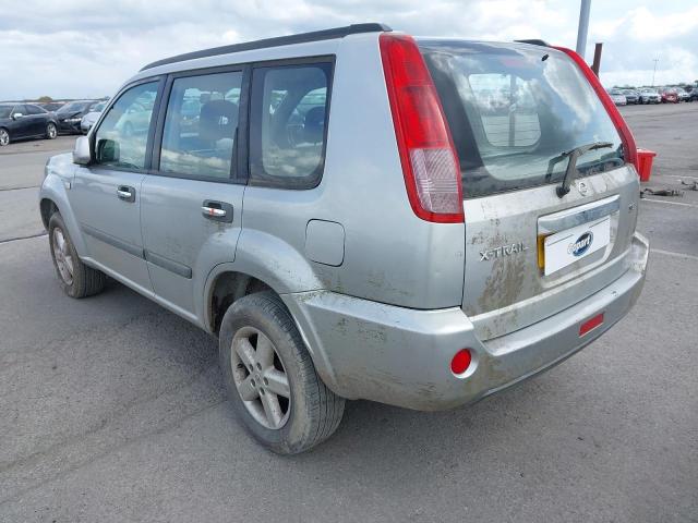 2005 NISSAN X-TRAIL SE