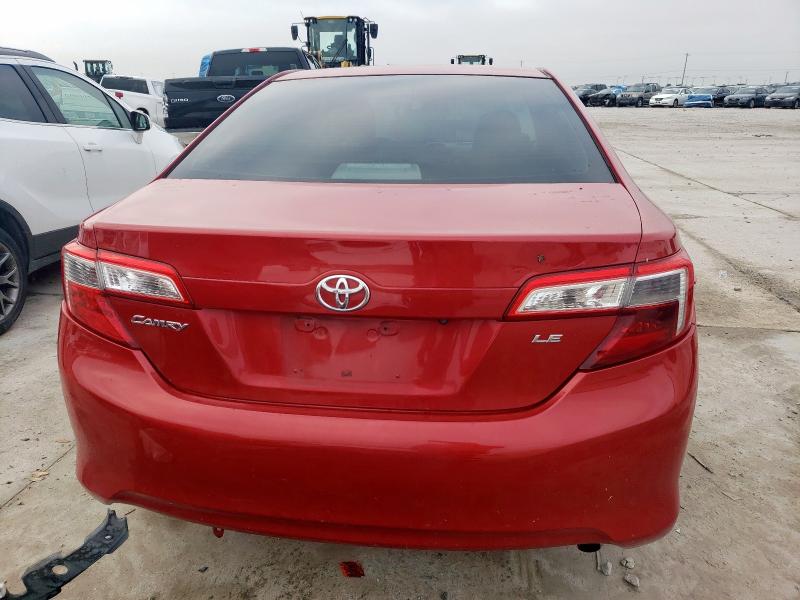  TOYOTA CAMRY 2014 Красный
