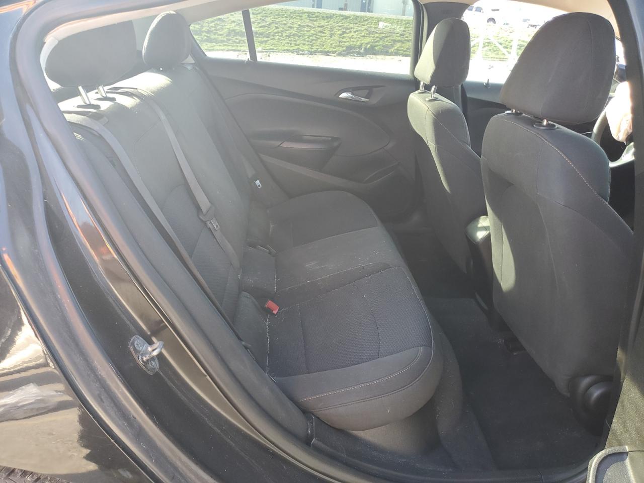 2017 Chevrolet Cruze Ls VIN: 1G1BC5SM1H7121256 Lot: 51677225