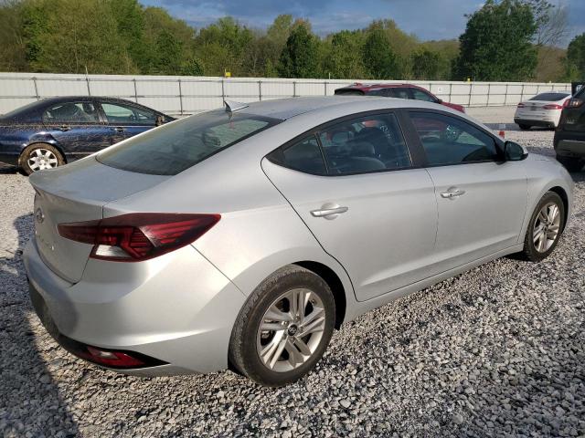  HYUNDAI ELANTRA 2019 Серебристый