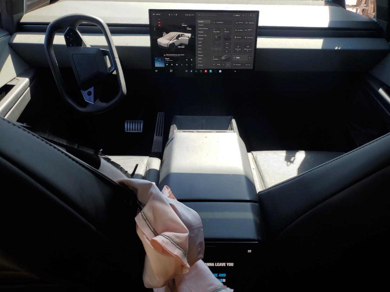 2024 Tesla Cybertruck VIN: 7G2CEHED6RA048880 Lot: 51870645