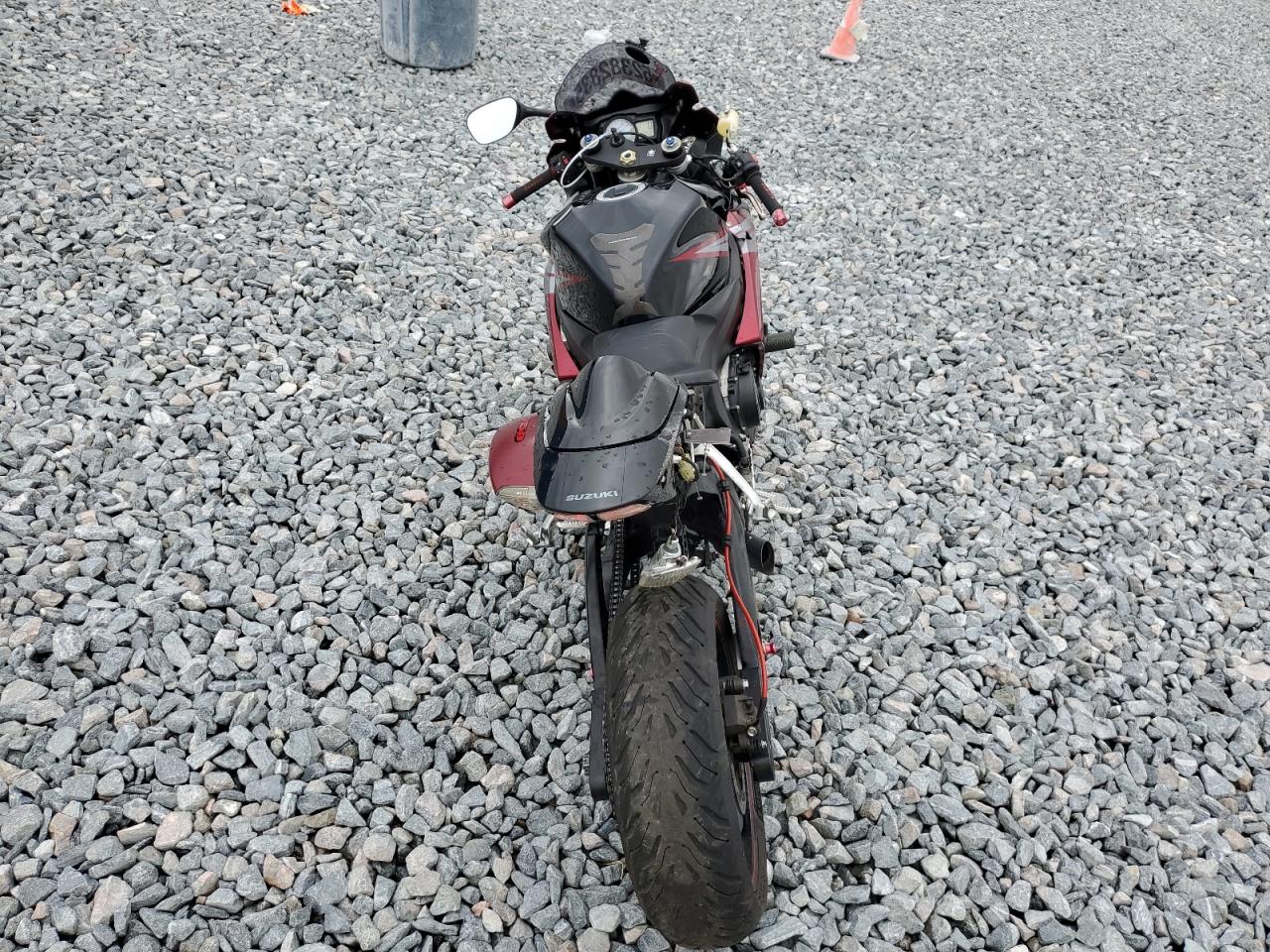 2006 Suzuki Gsx-R750 K6 VIN: JS1GR7KA562107975 Lot: 52382835