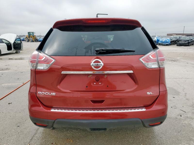  NISSAN ROGUE 2016 Красный