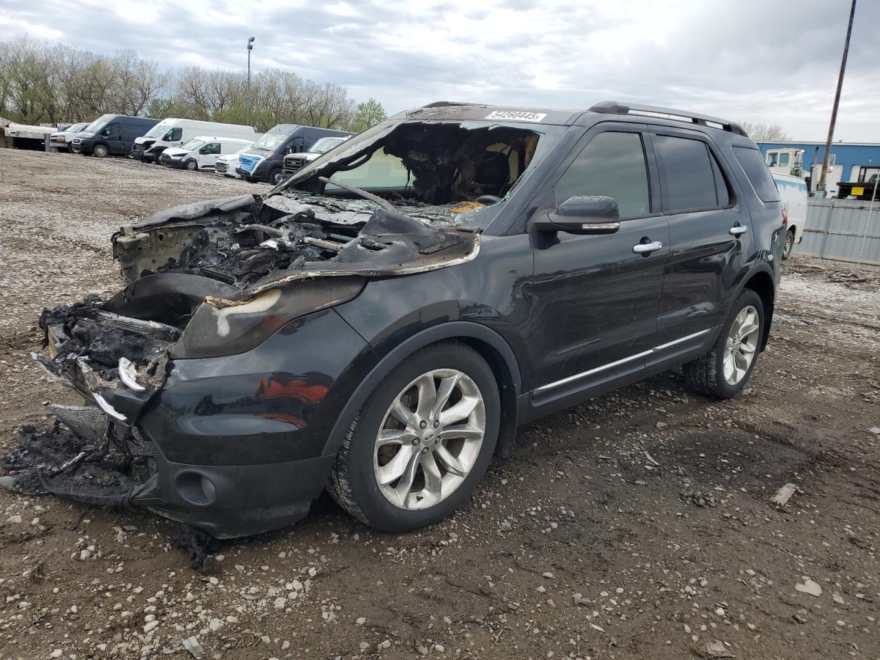 2014 Ford Explorer Xlt for Sale in Des Moines, IA - Burn