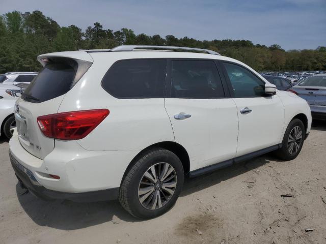  NISSAN PATHFINDER 2017 Белы