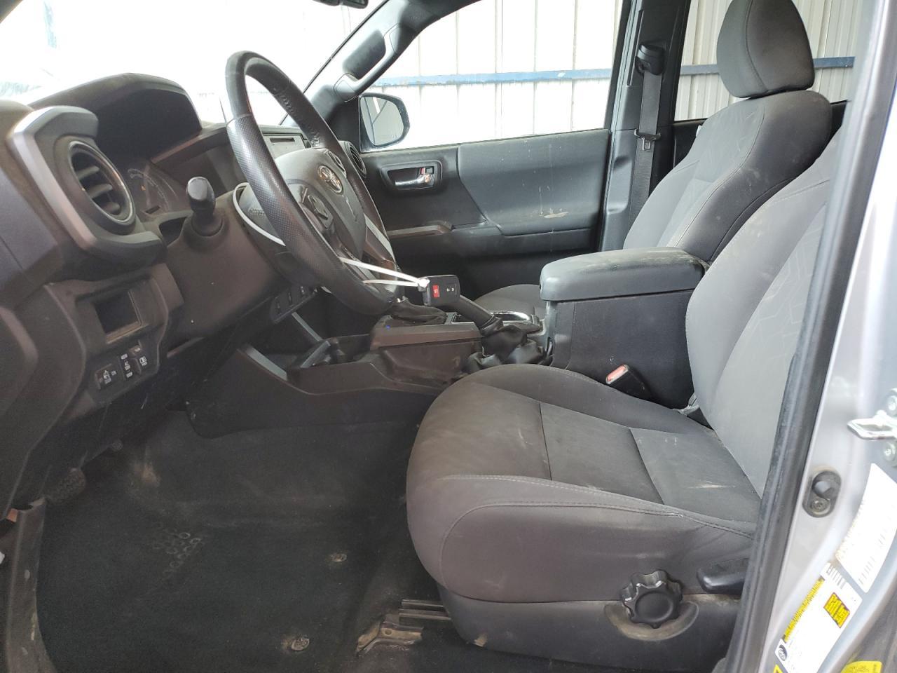 2017 Toyota Tacoma - Image 7