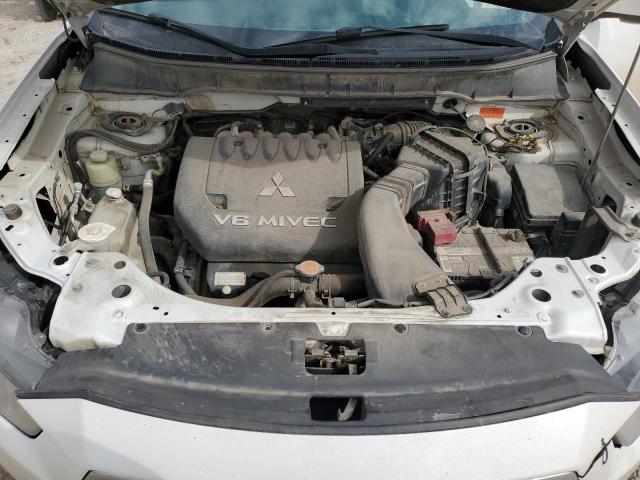 2012 MITSUBISHI OUTLANDER SE