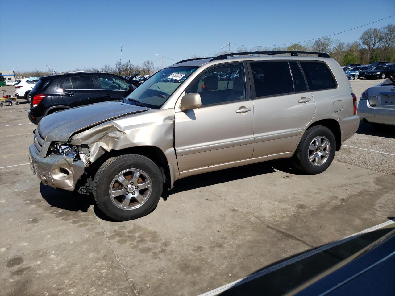 2005 Toyota Highlander Limited продається в Louisville, KY - Front End