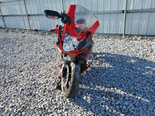  SUZUKI GSXR600 2016 Красный