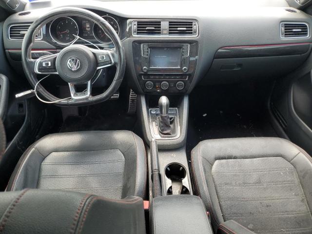 Sedans VOLKSWAGEN JETTA 2017 Biały