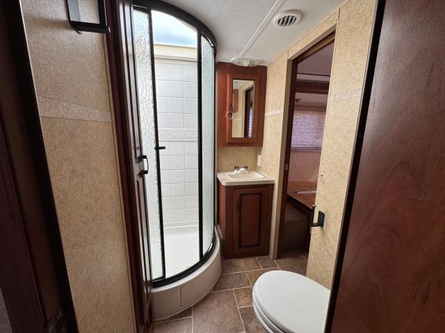 2011 FORD ECONOLINE E450 SUPER DUTY CUTAWAY VAN