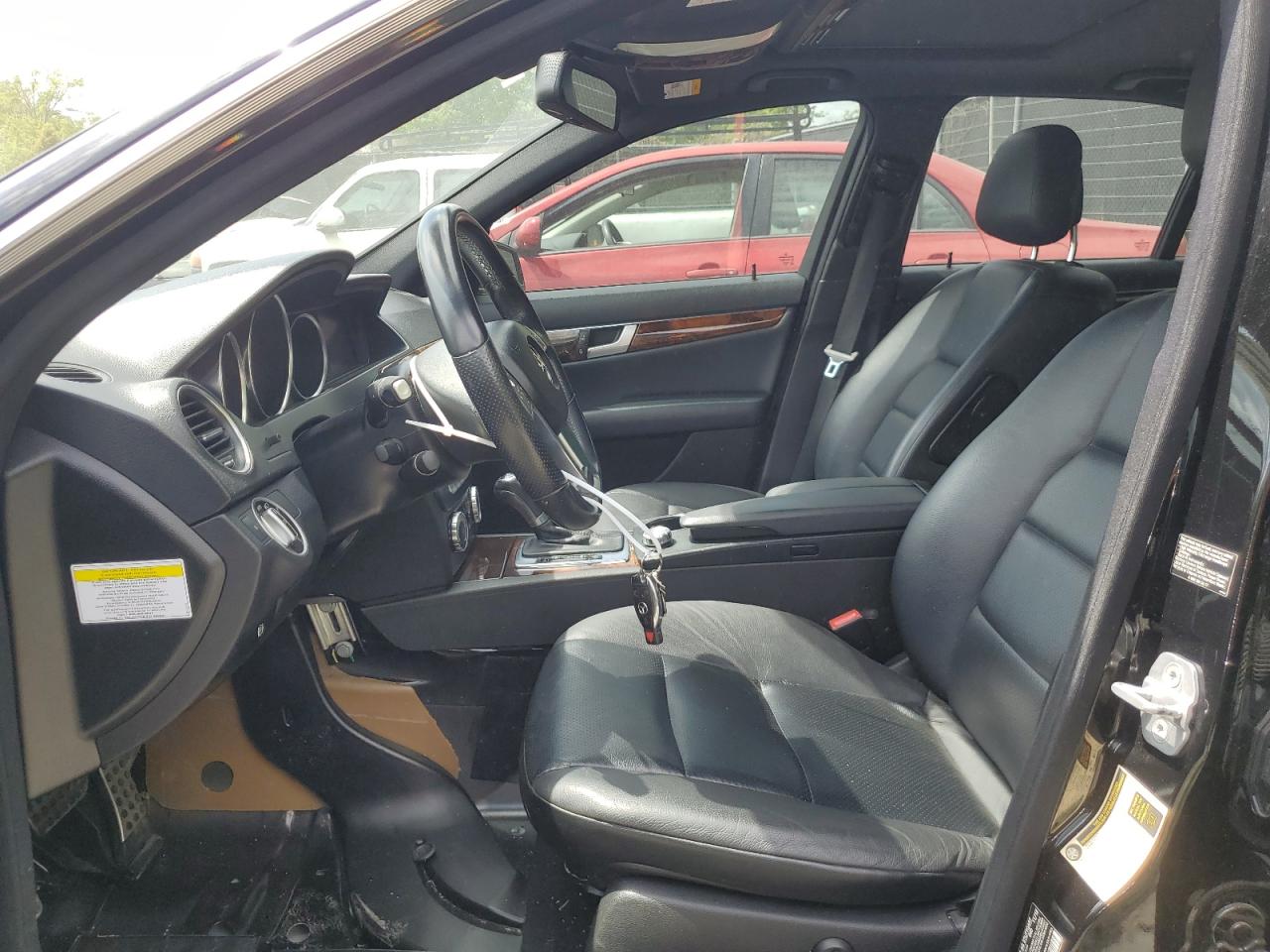 2013 Mercedes-Benz C 300 4Matic VIN: WDDGF8ABXDR271361 Lot: 54756625