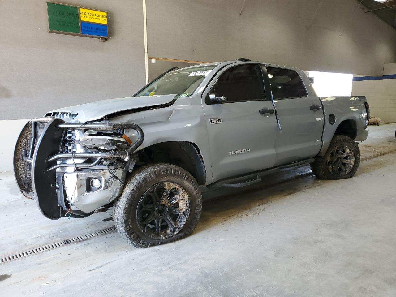 2019 Toyota Tundra Crewmax Sr5 продається в Sandston, VA - All Over