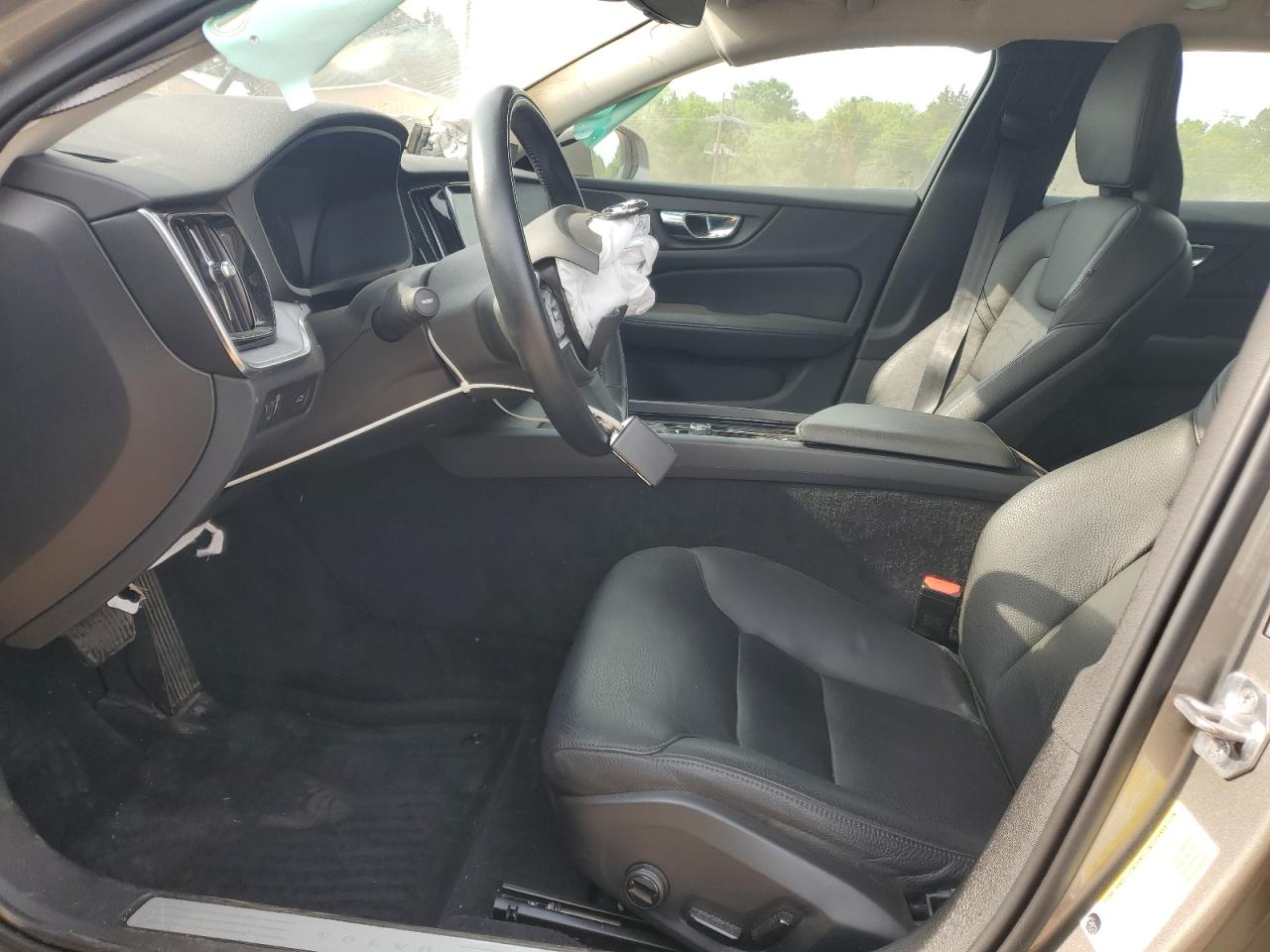 2020 Volvo V60 T5 Momentum VIN: YV1102EK3L2371828 Lot: 53865865