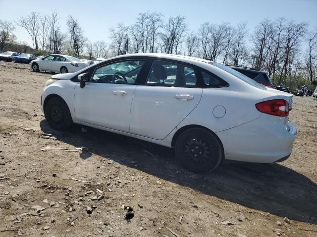 Седаны FORD FIESTA 2013 Белый