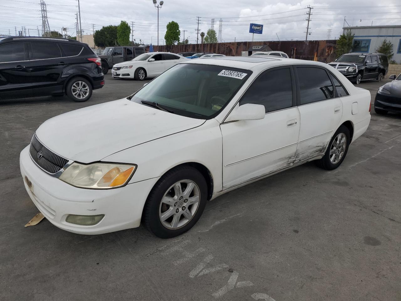 2002 Toyota Avalon Xl for Sale in Wilmington, CA - Side