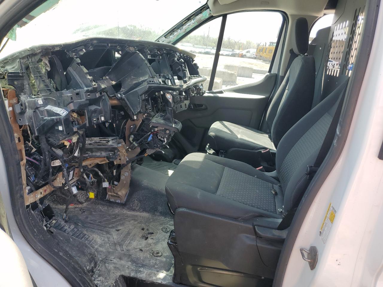 2024 Ford Transit T-250 VIN: 1FTBR1Y89RKA35202 Lot: 51599545