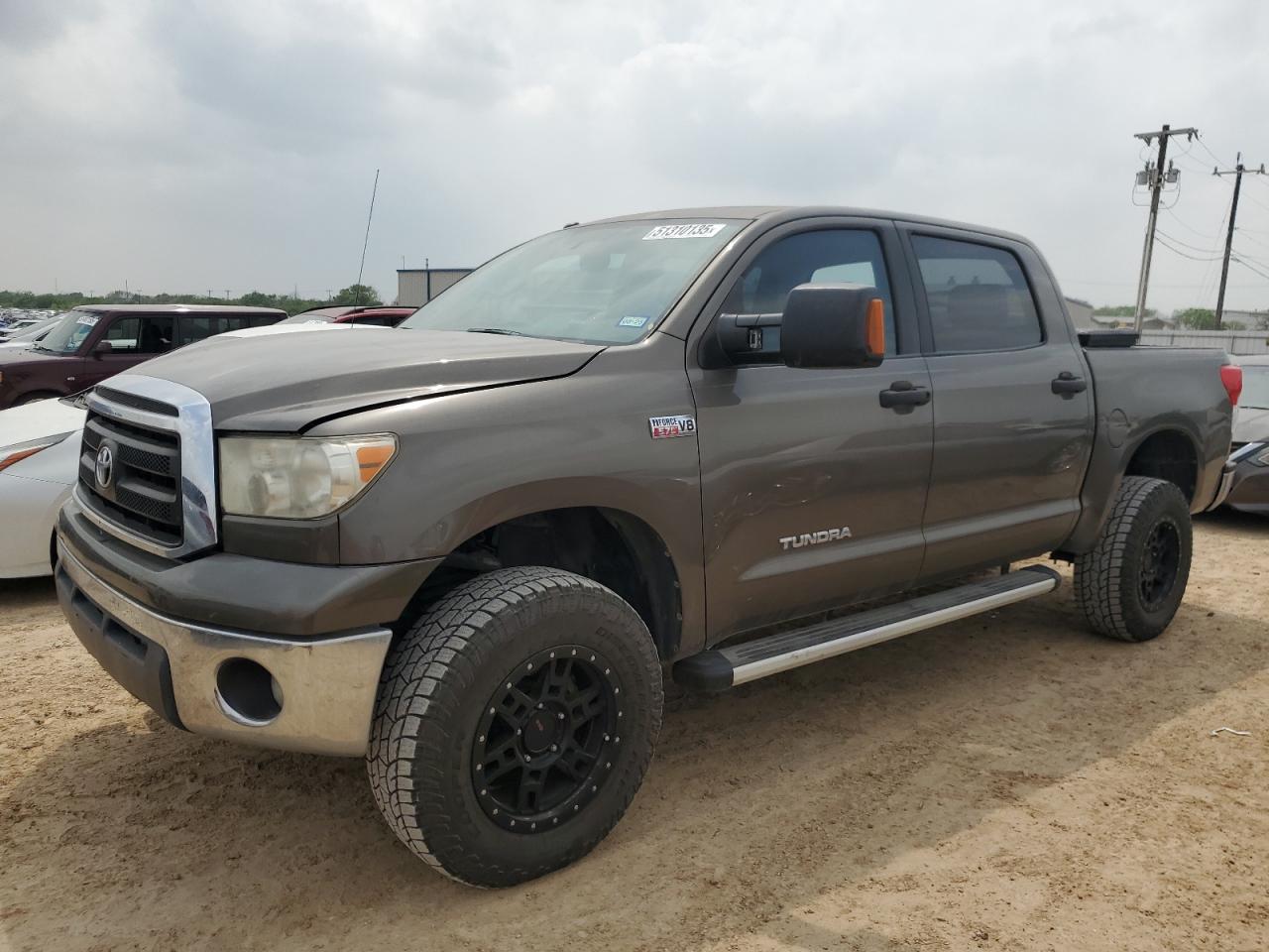 2012 Toyota Tundra Crewmax Sr5 продається в San Antonio, TX - Hail