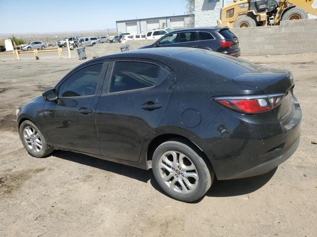 Седани TOYOTA SCION 2016 Чорний