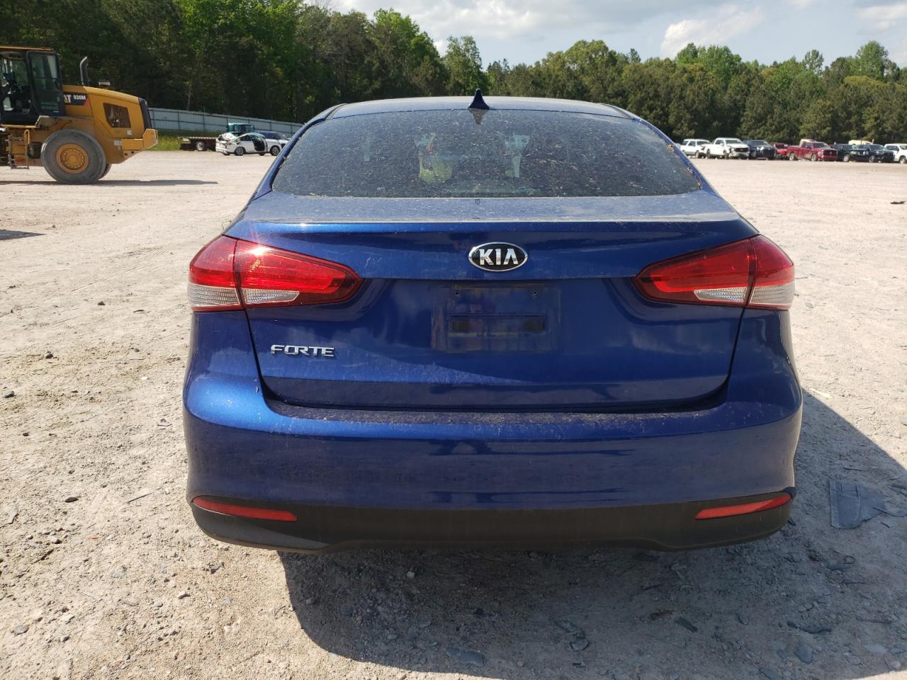 2017 Kia Forte Lx VIN: 3KPFK4A79HE152871 Lot: 55197075