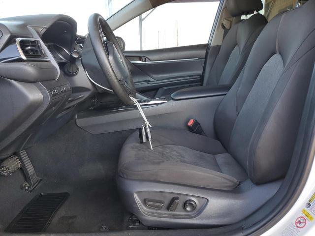  TOYOTA CAMRY 2018 Белый