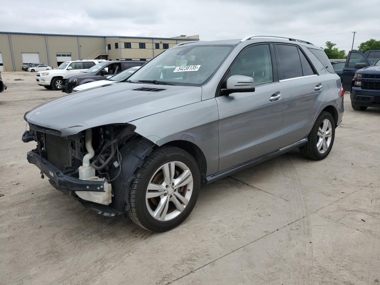 2014 Mercedes-Benz Ml 350 for Sale in Wilmer, TX - Front End