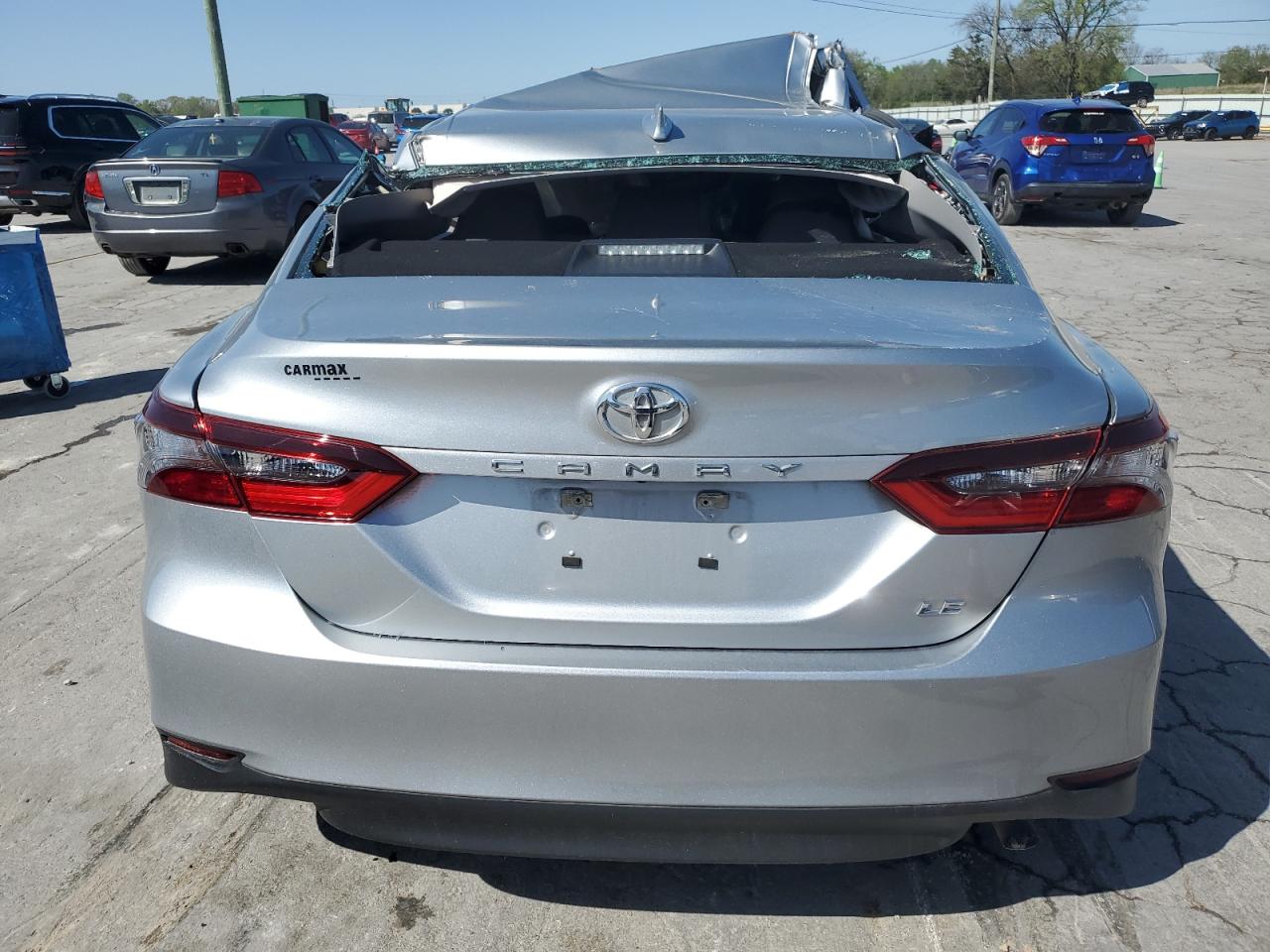 2022 Toyota Camry Le VIN: 4T1R11AK8NU057651 Lot: 52396195