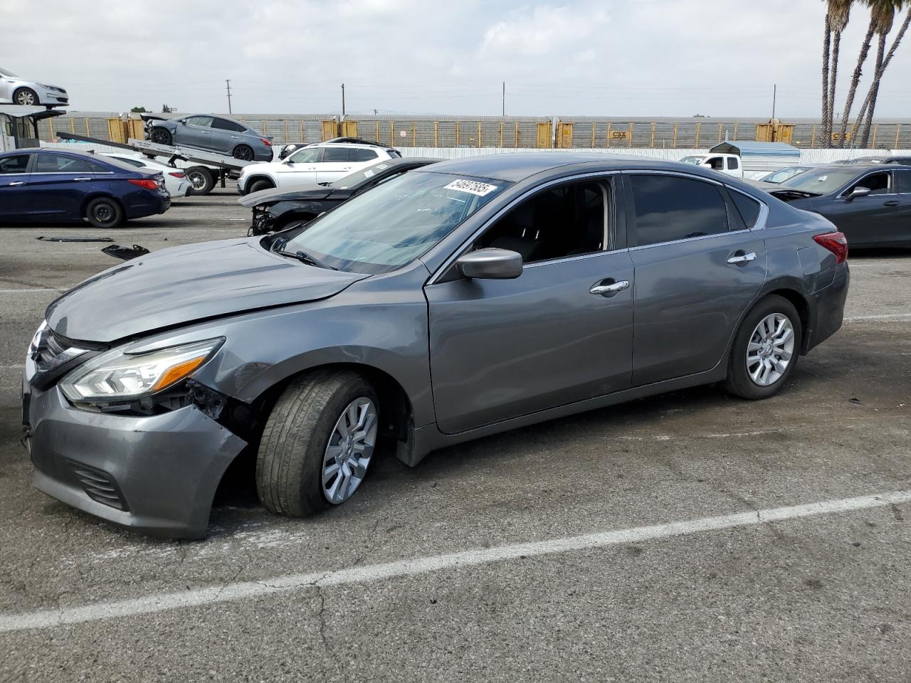 2018 Nissan Altima 2.5 продається в Van Nuys, CA - Front End
