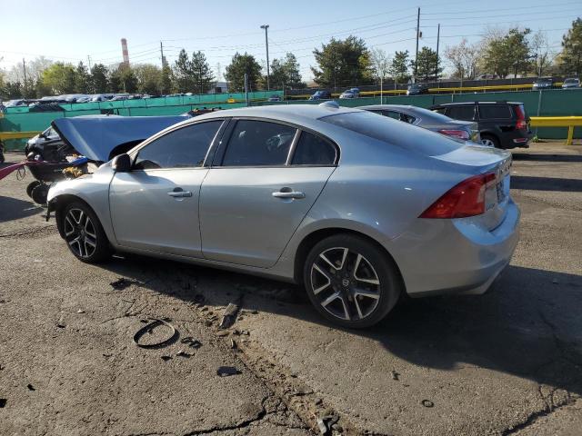  VOLVO S60 2017 Srebrny