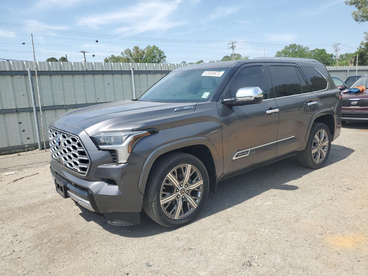 Shreveport, LA에서 판매 중인 2023 Toyota Sequoia Sr5 - Burn - Engine