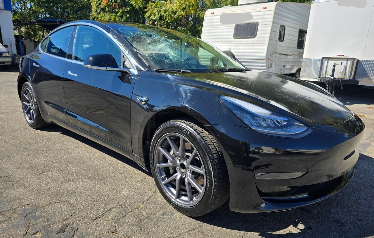 2018 Tesla Model 3 zu verkaufen in Van Nuys, CA - Front End