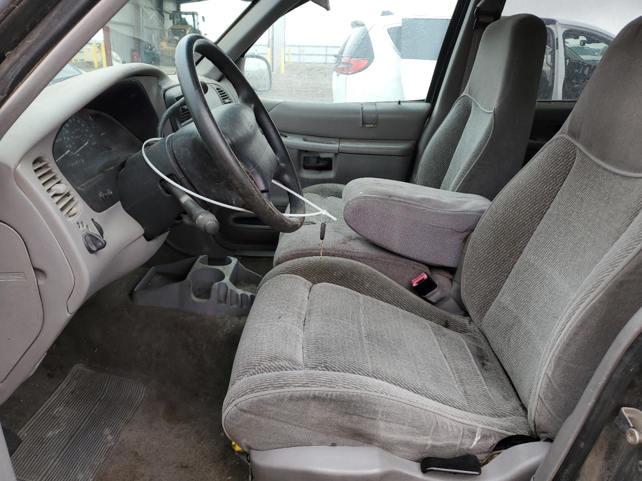 1999 Ford Explorer VIN: 1FMZU34X1XUC27443 Lot: 59789645