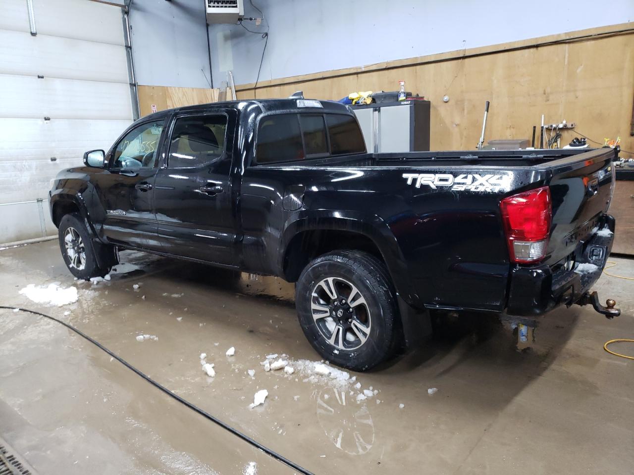 2016 Toyota Tacoma - Image 2