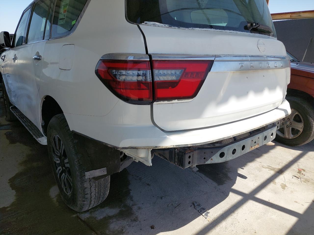 JN8AY2NY6N9445339 - 2017 Nissan Patrol - #52270955