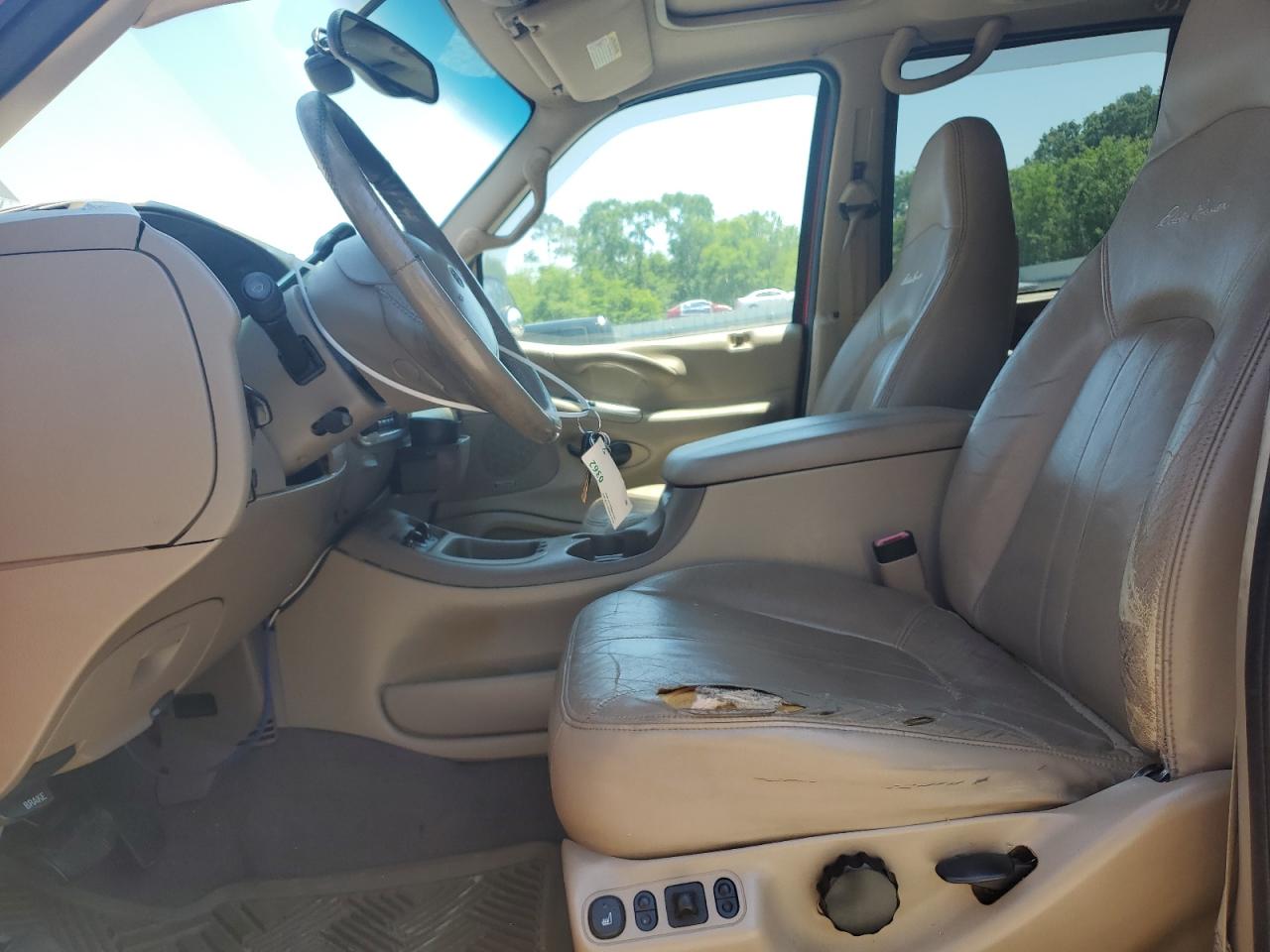 2000 Ford Expedition Eddie Bauer VIN: 1FMPU18L3YLA77782 Lot: 53691285
