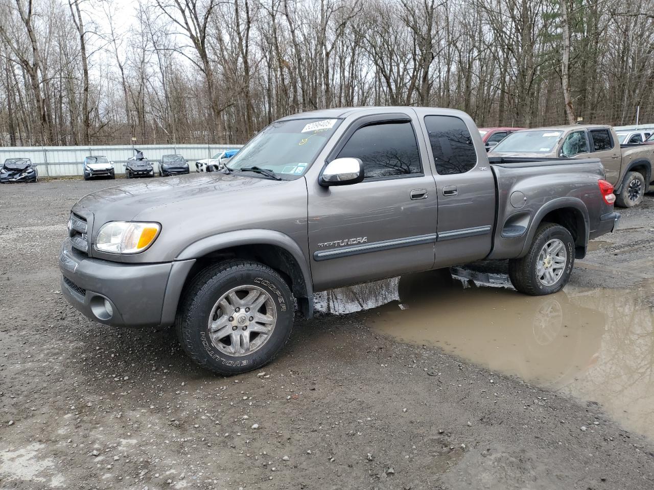 2004 Toyota Tundra Access Cab Sr5 იყიდება Albany-ში, NY - Minor Dent/Scratches