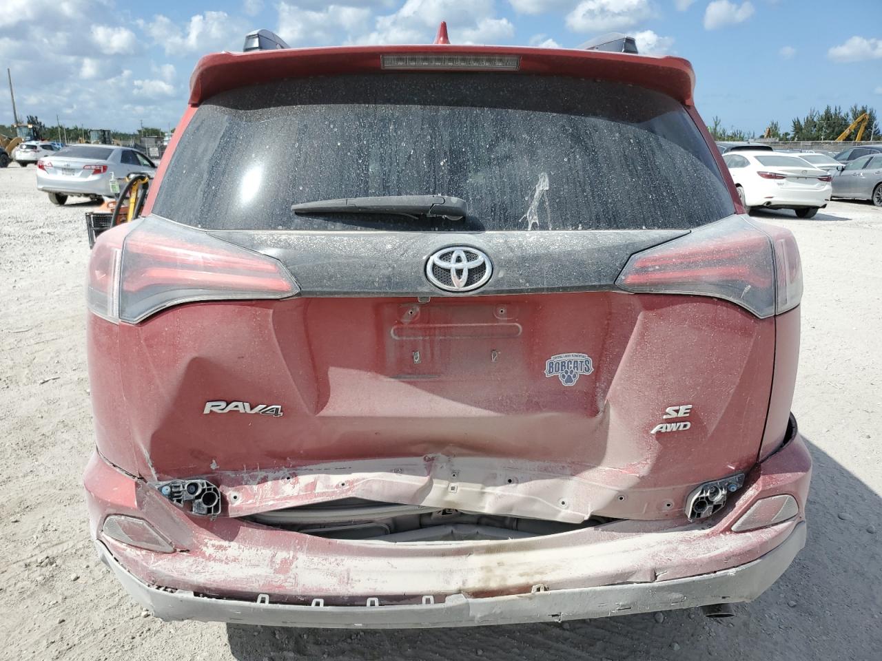 2T3JFREV7HW662841 2017 Toyota Rav4 Se