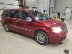 2013 Chrysler Town & Country Touring L na sprzedaż w Appleton, WI - Front End