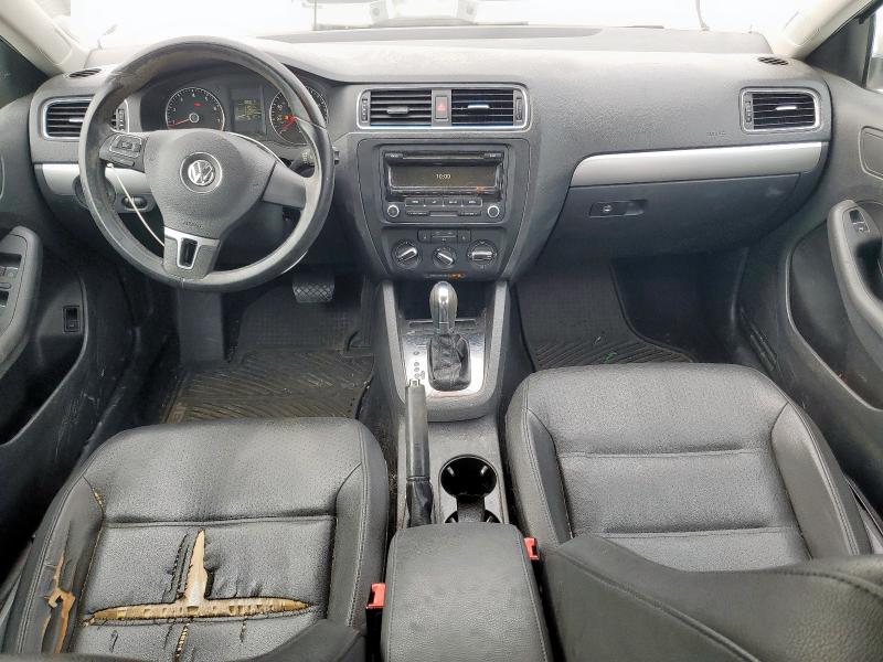 VOLKSWAGEN JETTA 2013 Biały