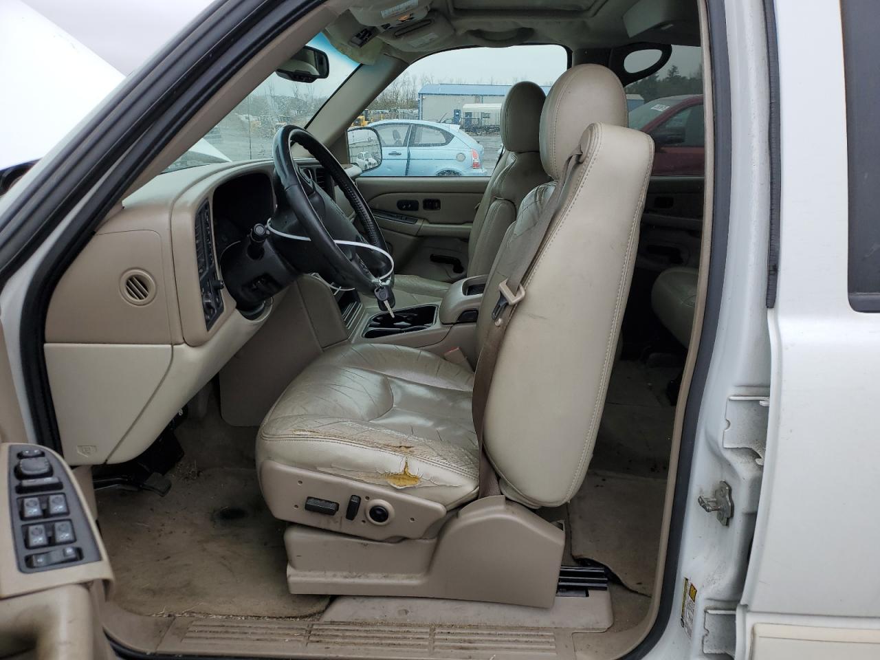 2005 Chevrolet Tahoe K1500 VIN: 1GNEK13T45R100933 Lot: 52799485